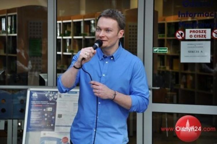 Wystawę fotografii Tomasza Grabowskiego otwarto w Bibliotece Uniwersyteckiej UWM