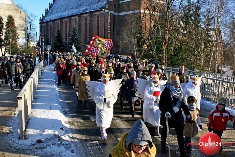 Trzej Królowie na ulicach Dobrego Miasta