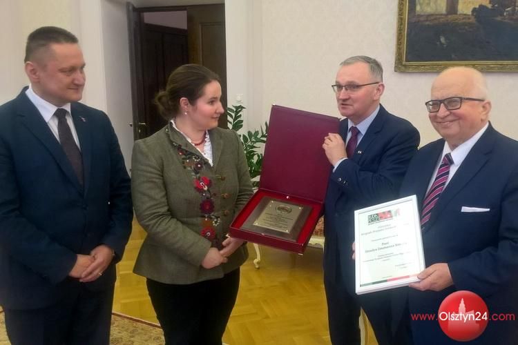 Olsztyński Ryngraf dla Ambasador Węgier