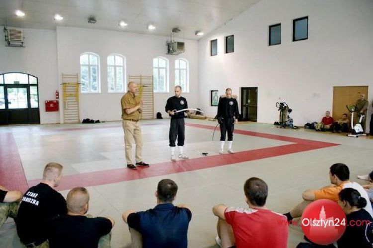 Prezentacja polskiej sztuki krzyżowej w Centrum Szkolenia SG