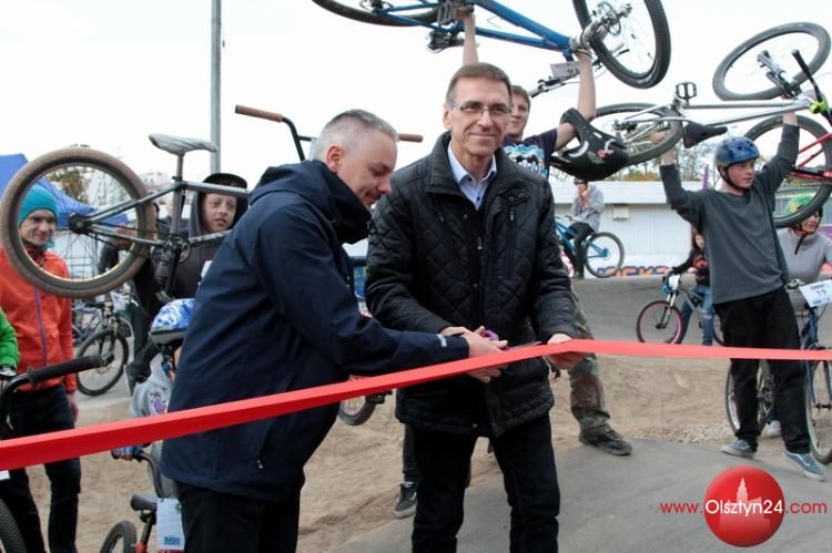 Pumptrack na Os. Grunwaldzkim oddany rowerzystom