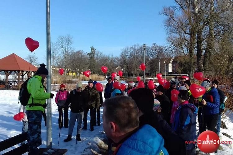 Walentynkowy rajd pieszy zorganizowano w Biskupcu 