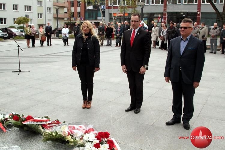 Olsztyńska lewica zorganizowała pierwszomajowy wiec na Placu Konsulatu Polskiego